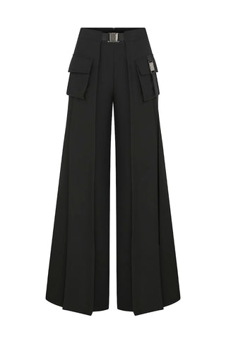 Metal Aksesuar Detaylı Dökümlü Pantolon