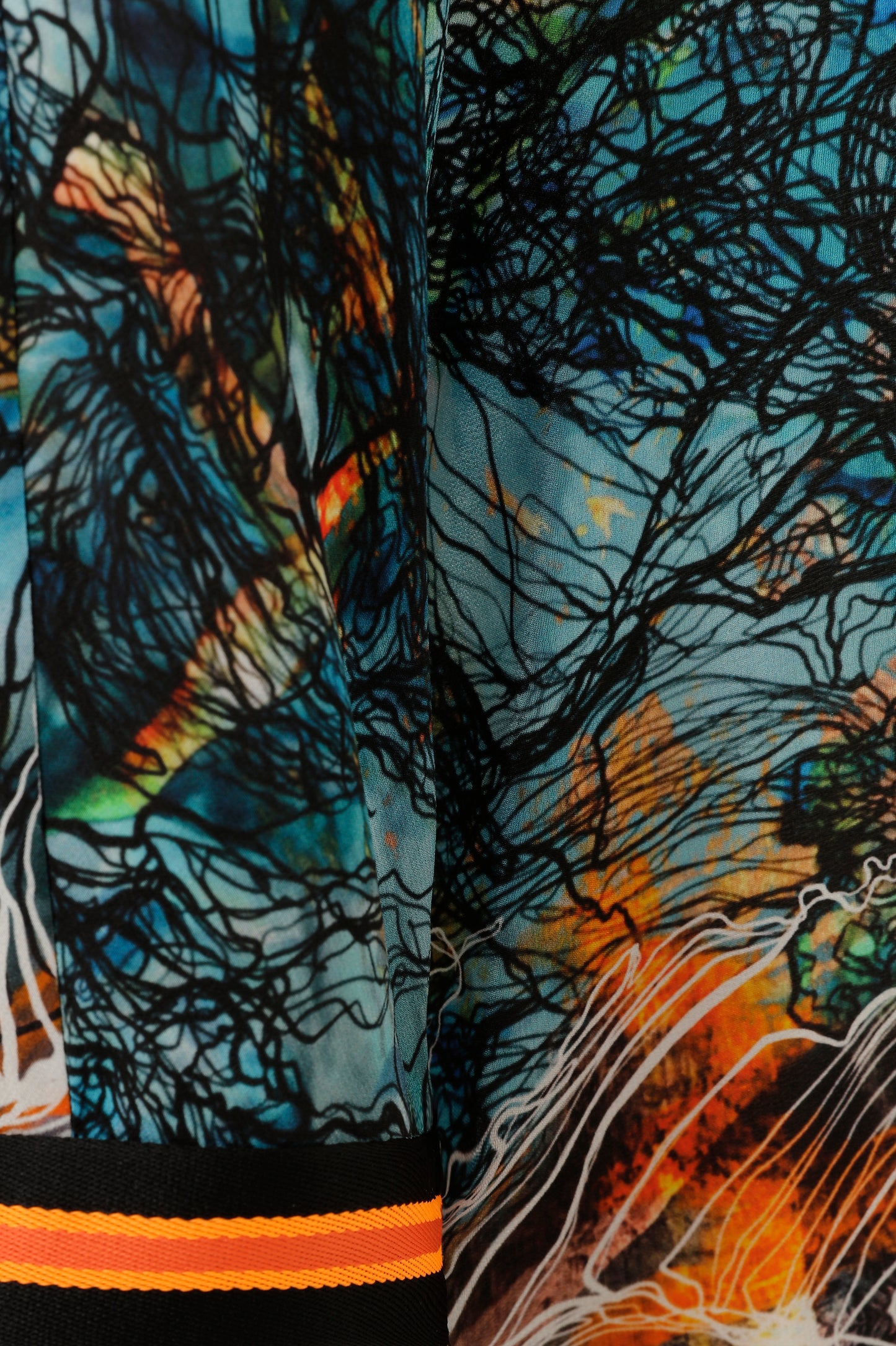 Arzu Kaprol AW 22-23 Homage to Humanity İpek Elbise