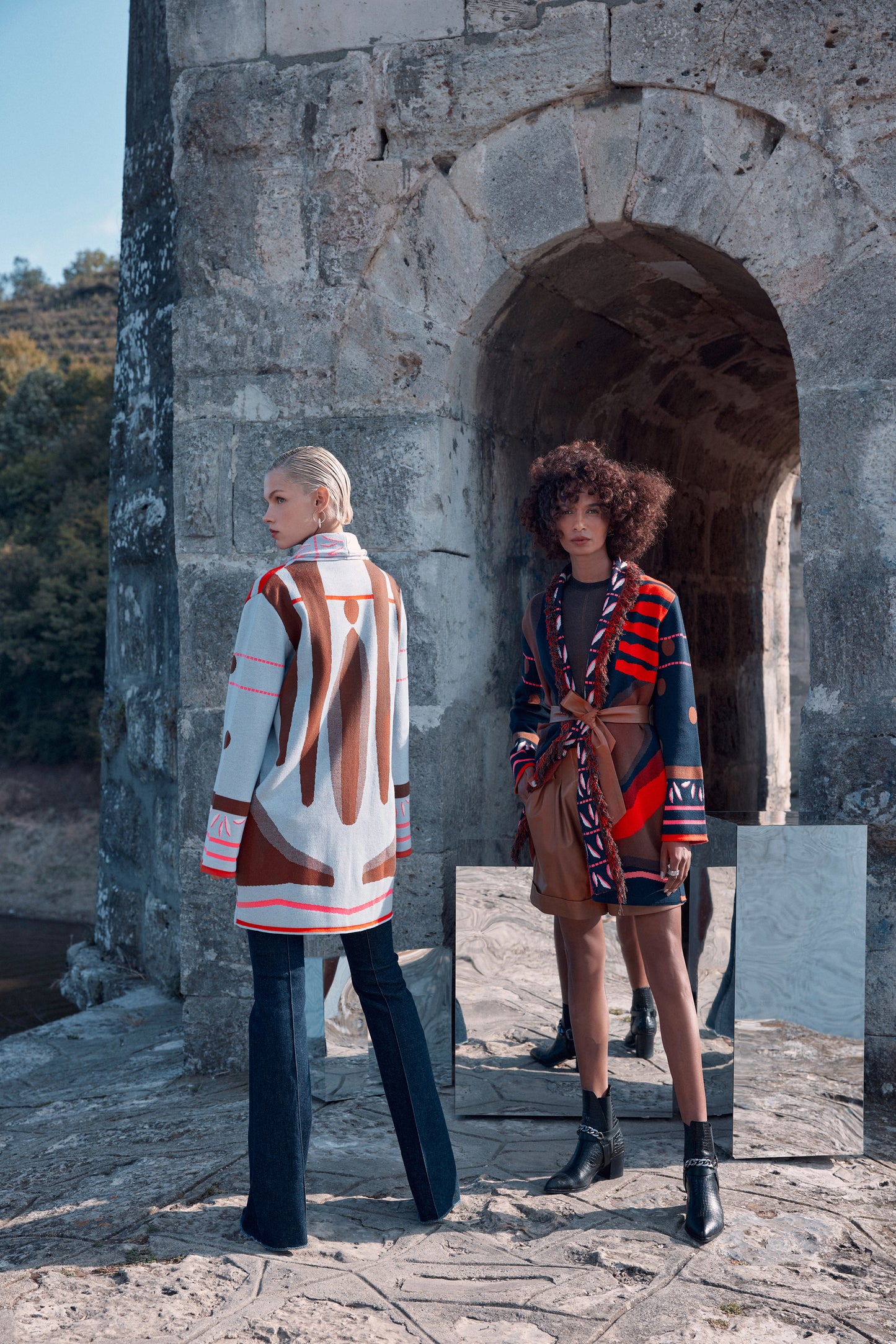 Arzu Kaprol - Biz AW'21-22 Şal Yaka Triko Ceket