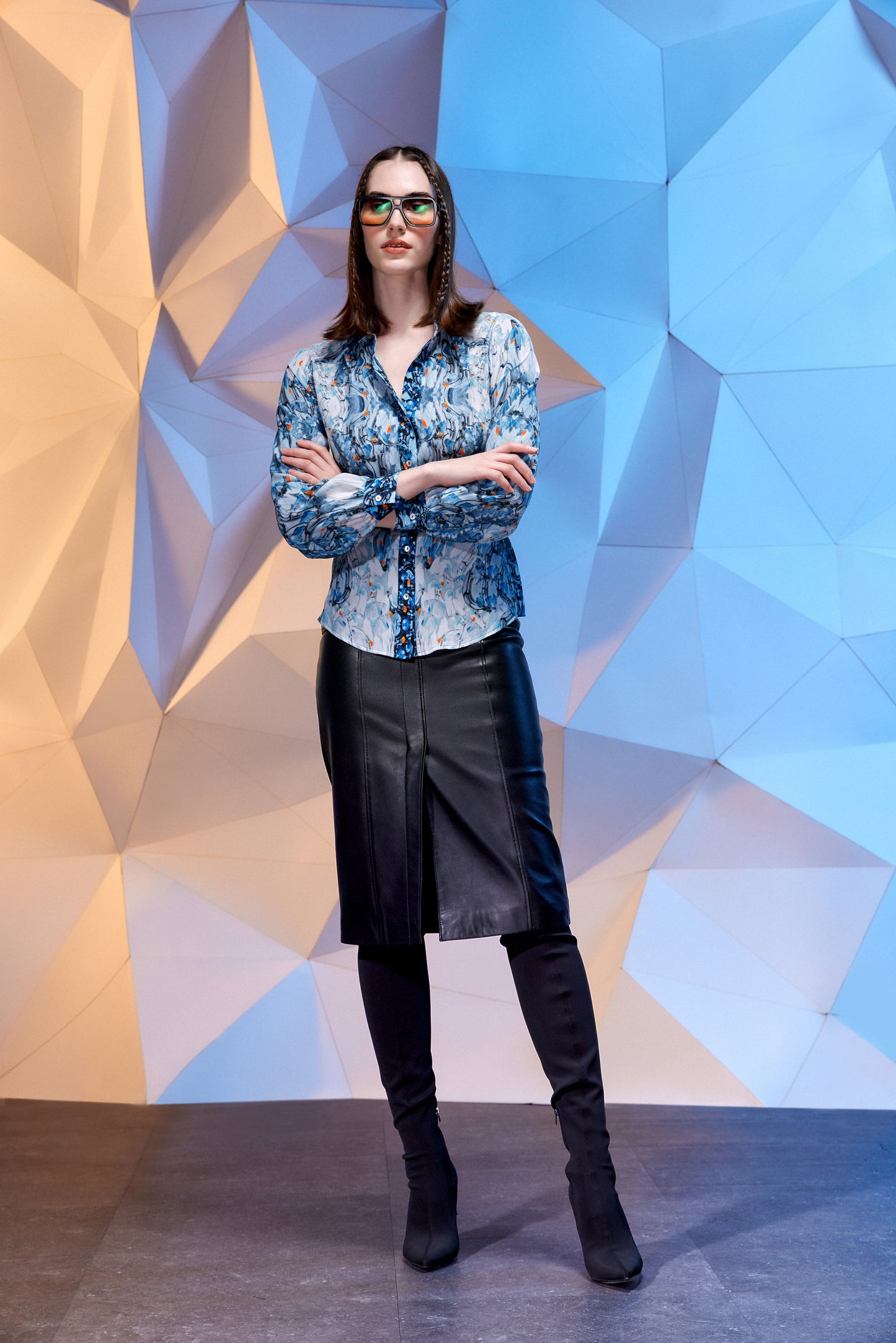Arzu Kaprol AW 22-23 Homage to Humanity İpek Bluz