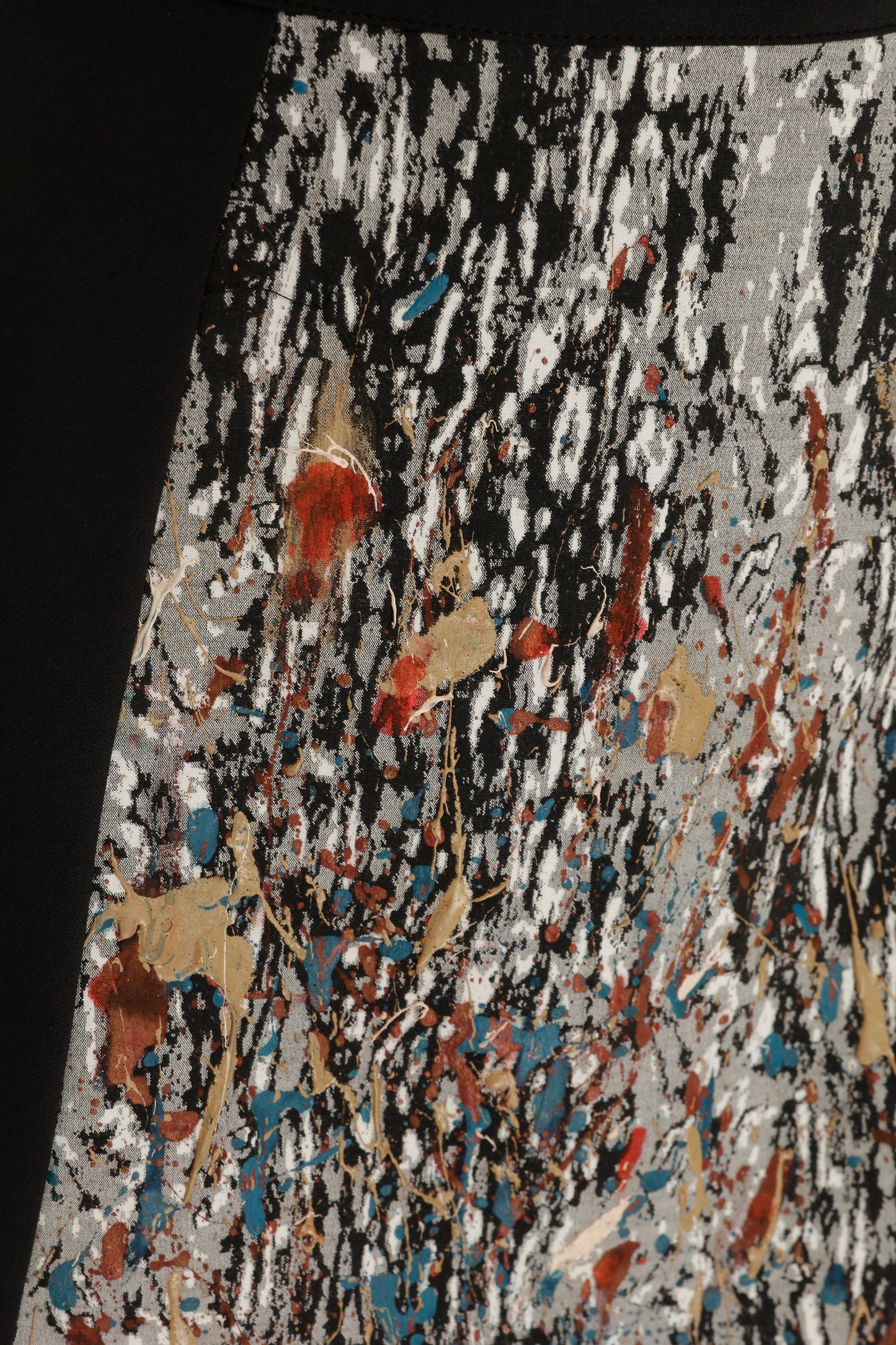 Arzu Kaprol AW 22-23 Homage To Humanity Siyah Parçalı Etek