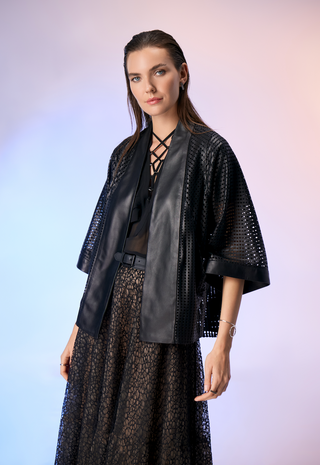 Perfore Dokulu Deri Siyah Kimono Ceket