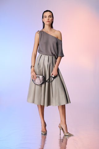 Metalik Şerit Detaylı Bej Midi Perforeli Deri Etek